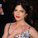 Selma Blair duikt op in de mist